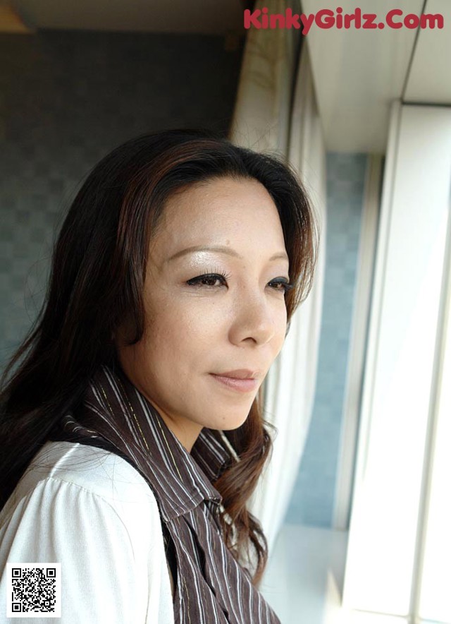 Chizuru Saegusa - Label Bar Xxx No.40f22b