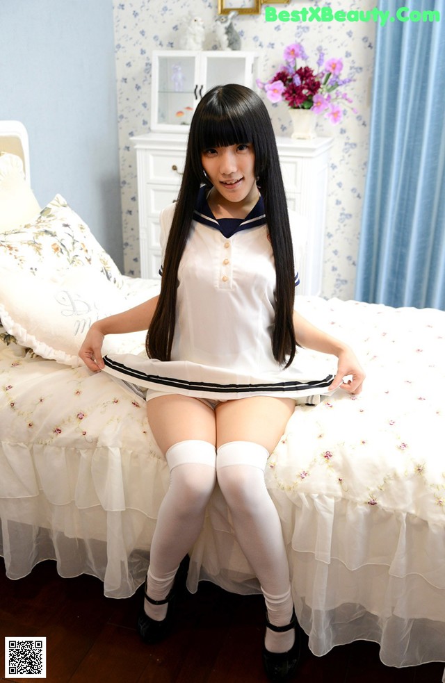 Ichigo Aoi - Wearing Xxxde Hana No.66abab